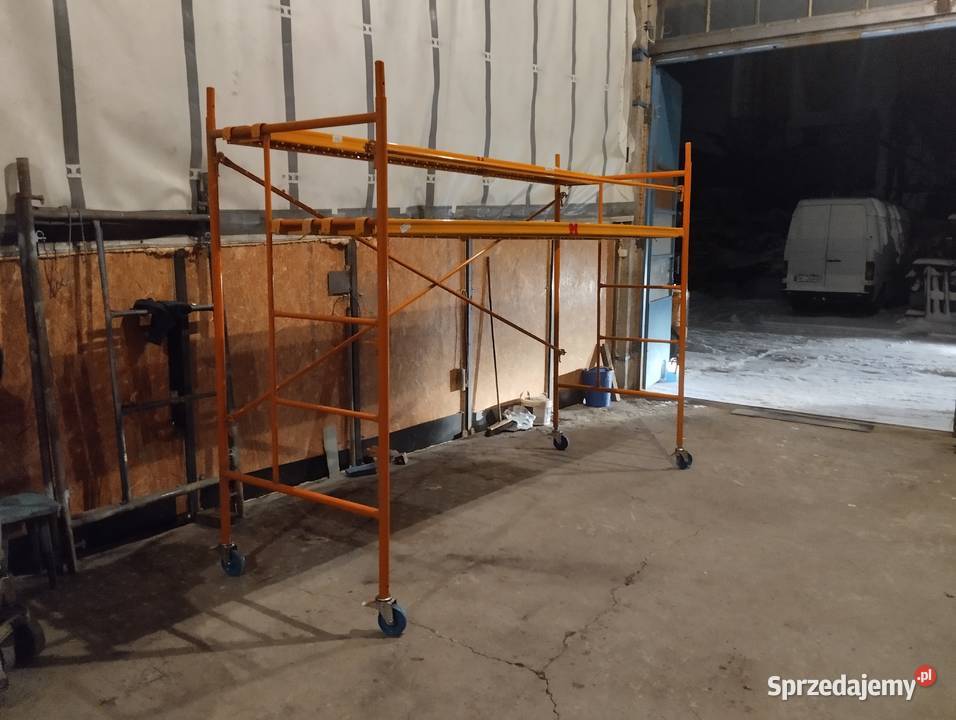 Rusztowanie elewacyjne drabinkowe nowe Przecław