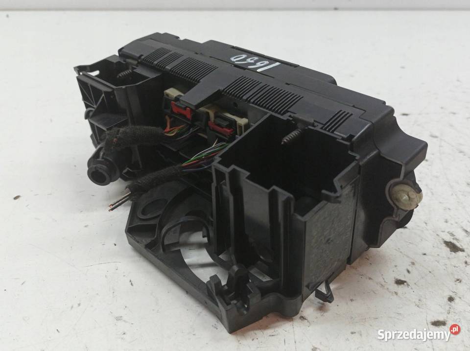 PANEL NAWIEWU VW Volkswagen Caddy III 2003 osobowe