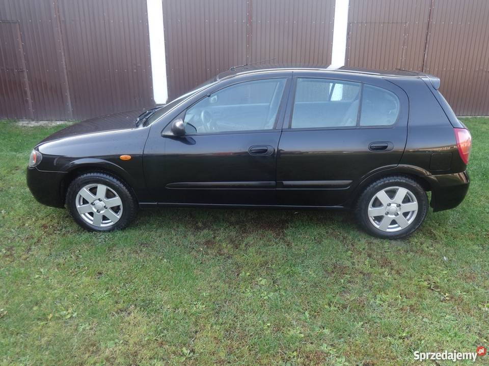 Nissan Almera N16 salon 15 LPG 5 drzwi czarny aluminiowe felgi Boguty-Pianki sprzedam
