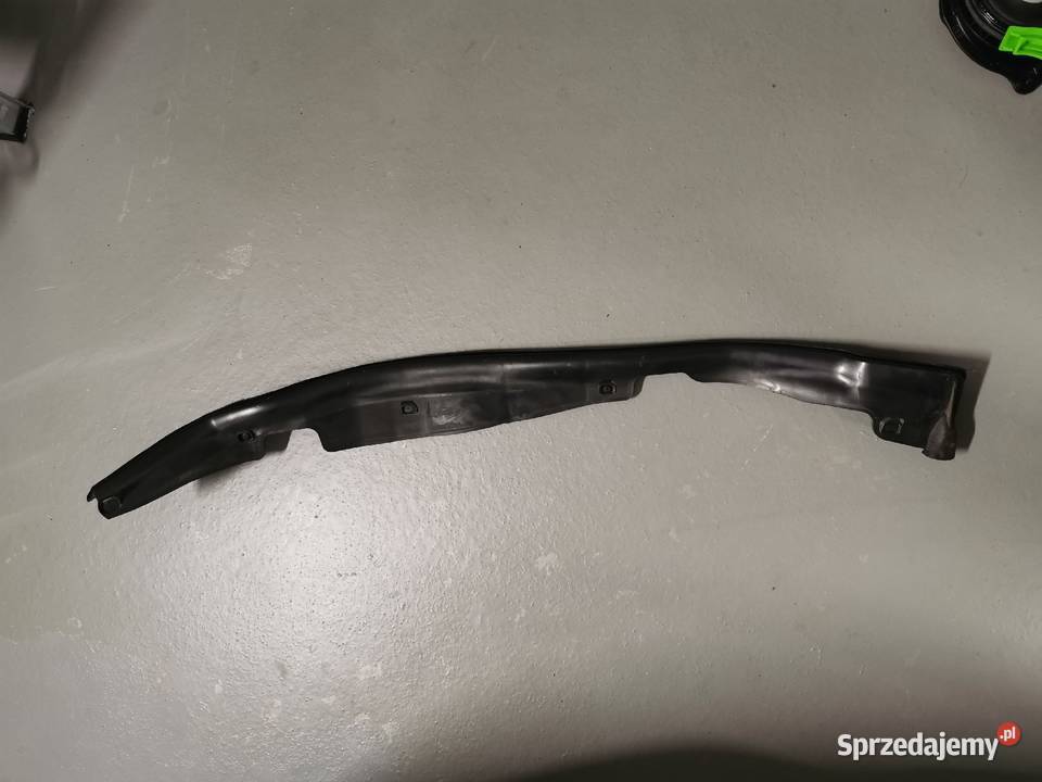 Bmw x1 f48 osłona uszczelka drzwi tylnie lewe osobowe Sanok