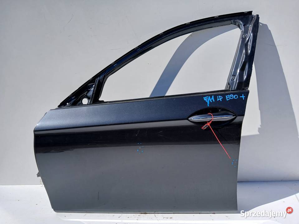 DRZWI LEWE PRZEDNIE BMW F10 F11 B90 osobowe Strzyżewice sprzedam