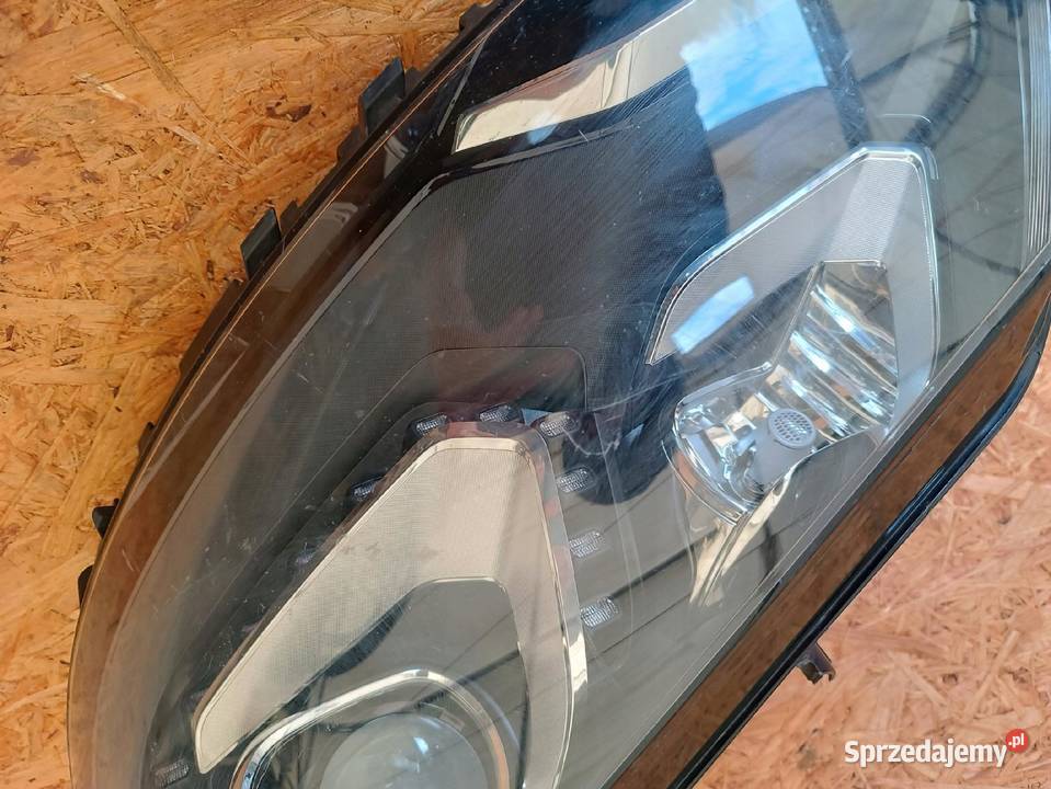 LAMPA LEWY PRZÓD REFLEKTOR XENON 7N1941033D osobowe Nowy Tomyśl sprzedam