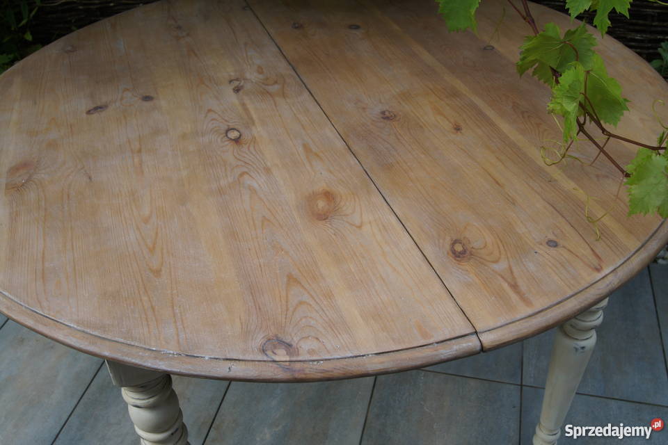 Stol okragly shabby chic bielony rozkaldany Golub-Dobrzyń