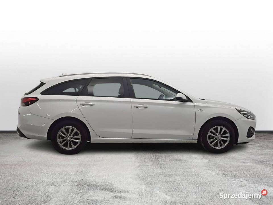 Hyundai i30 15 DPI Modern Z Polskiego Salonu benzyna