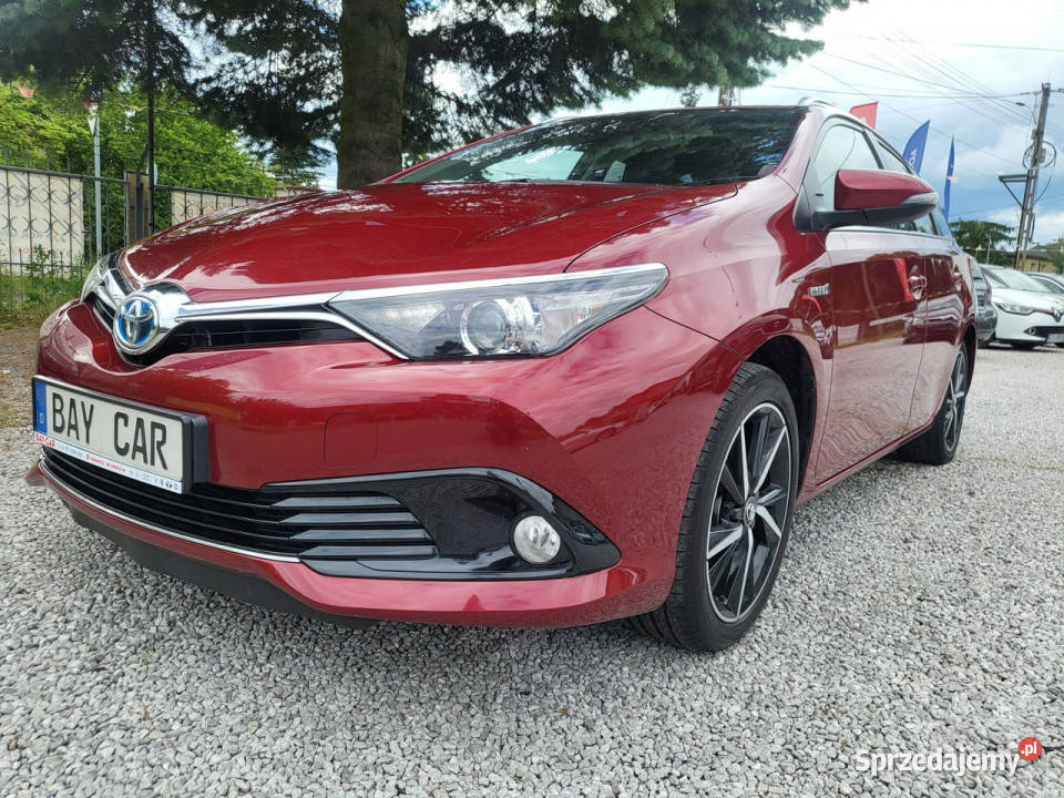 Toyota Auris 18 Hybrid 136 Bogata Wersja S ASO Pabianice