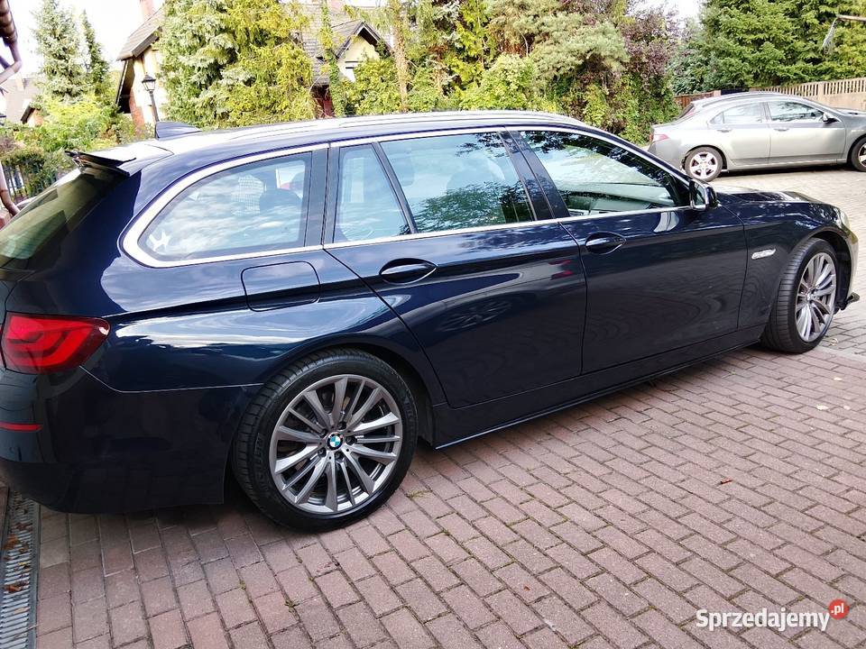 BMW 5 F11 30tdi 525d manuał panorama hak zadbana lakier metallic Opole