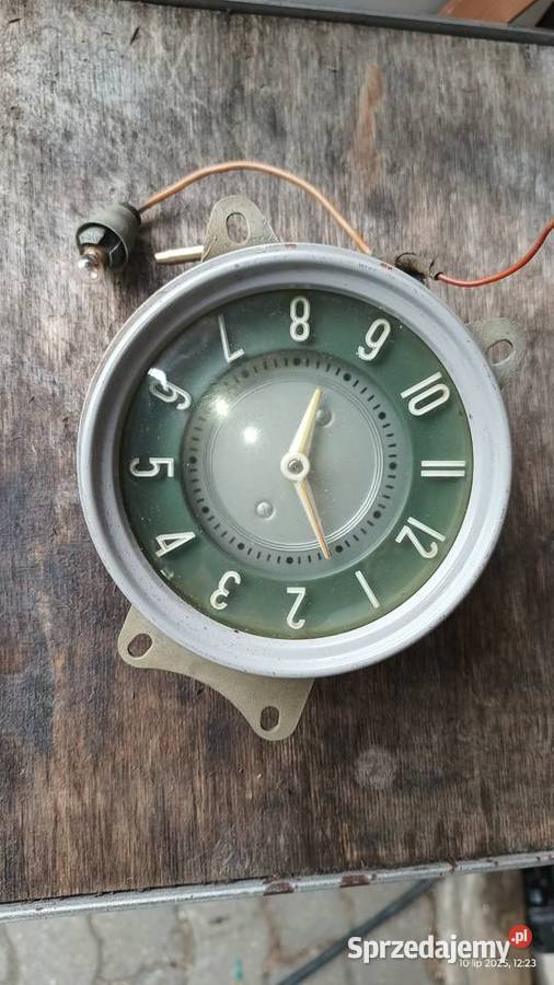 Zabytkowy zegar do samochodu Warszawa M20 223 Wyposażenie elektryczne Kętrzyn