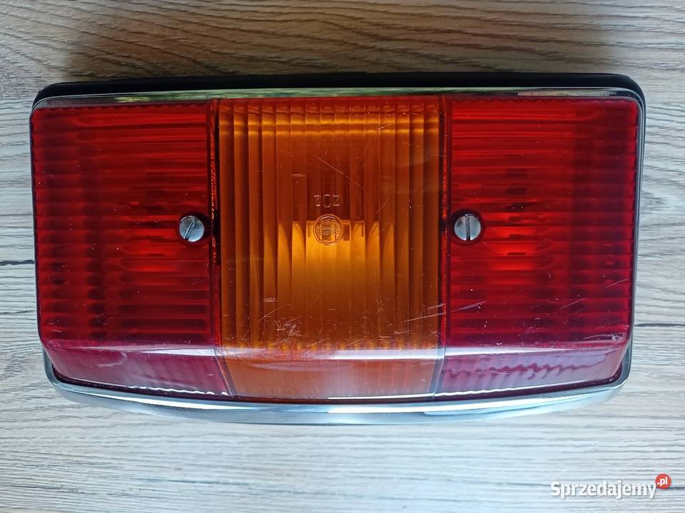 Warszawa 244 lampa tył