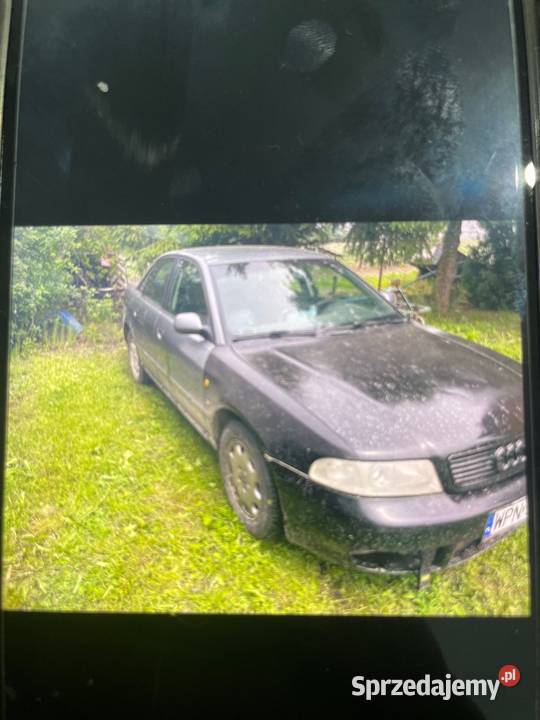Sprzedam Audi a4b5 cala na części Czerwińsk nad Wisłą sprzedam