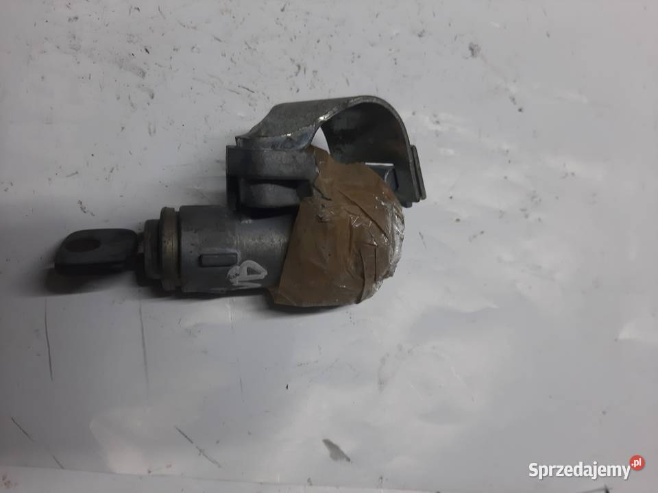 Opel Vectra B stacyjka z kluczykiem łódzkie Ksawerów