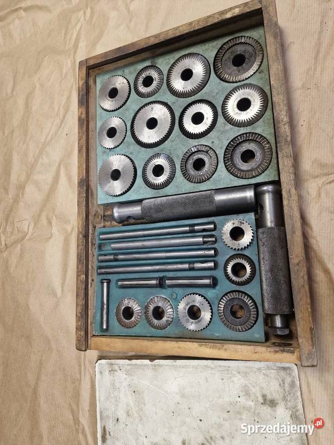 zestaw frezów do gniazd zaworowych chyba prl Narzędzia do zaworów Siechnice