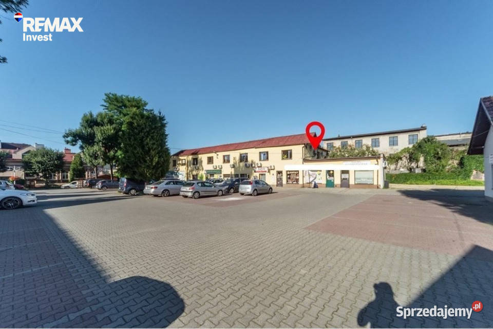 Lokale handlowe i działka w centrum Andrychowa