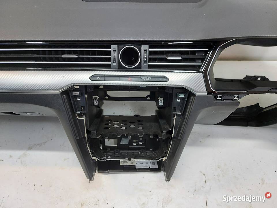 VW Arteon 3G8 2018r DESKA ROZDZIELCZA KOKPIT UK