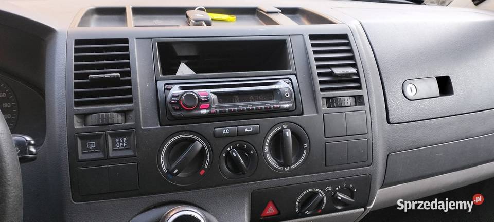 Volkswagen T5 Multivan 25TDI 130 2008r 9 osób 2461cm3 Kluczbork