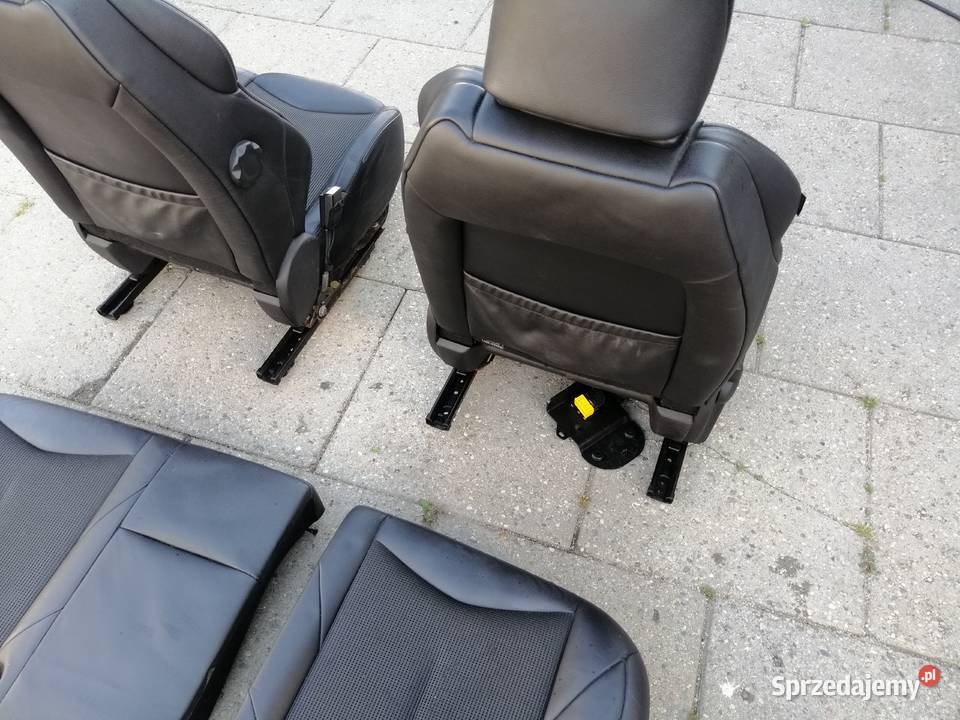 Peugeot 308 I T7 5D komplet foteli grzanych Rok produkcji 2009 Jastrzębie-Zdrój