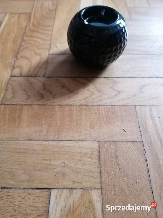 Świecznik czarny na małą świeczkę