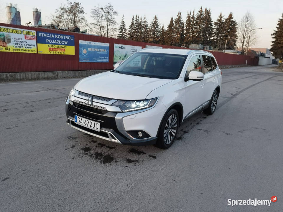 Mitsubishi Outlander Krajowy stan silnik reflektory ksenonowe Outlander Skawina