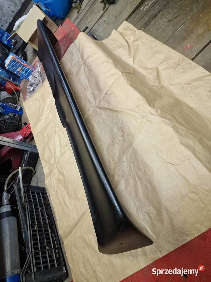 Daszek przednią szybę nissan patrol y61 Siechnice