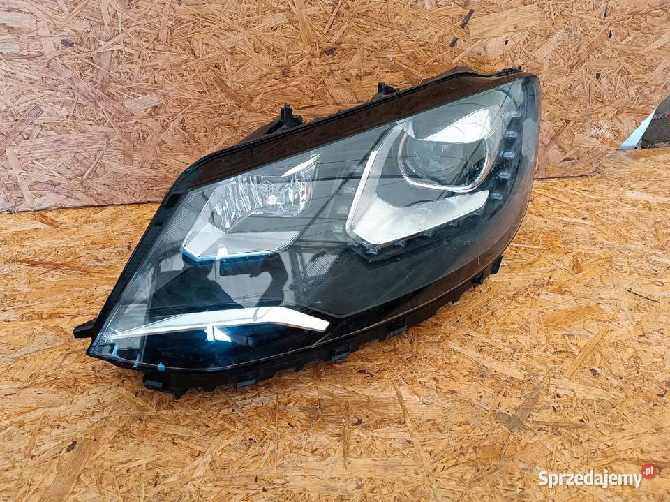 LAMPA LEWY PRZÓD REFLEKTOR XENON 7N1941033D osobowe Nowy Tomyśl