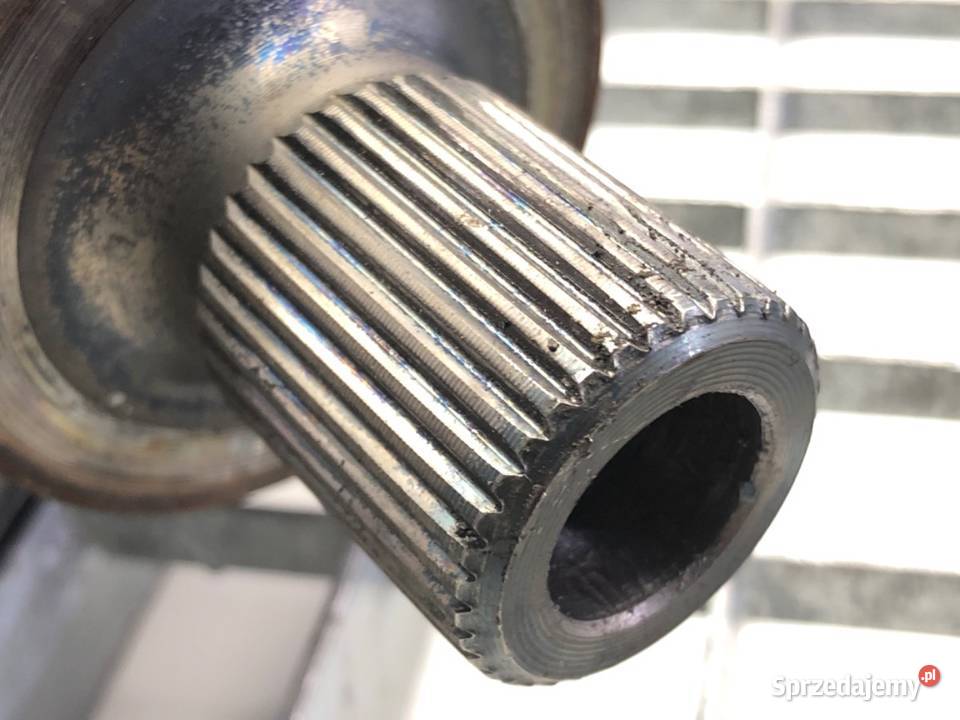 PÓŁOŚ LEWY PRZÓD SKODA OCTAVIA III 14 150