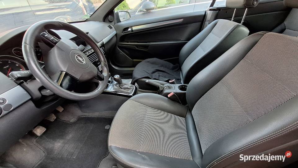Opel Astra Cabrio Twin Top 19 cdti 150 czarna czarny Poznań