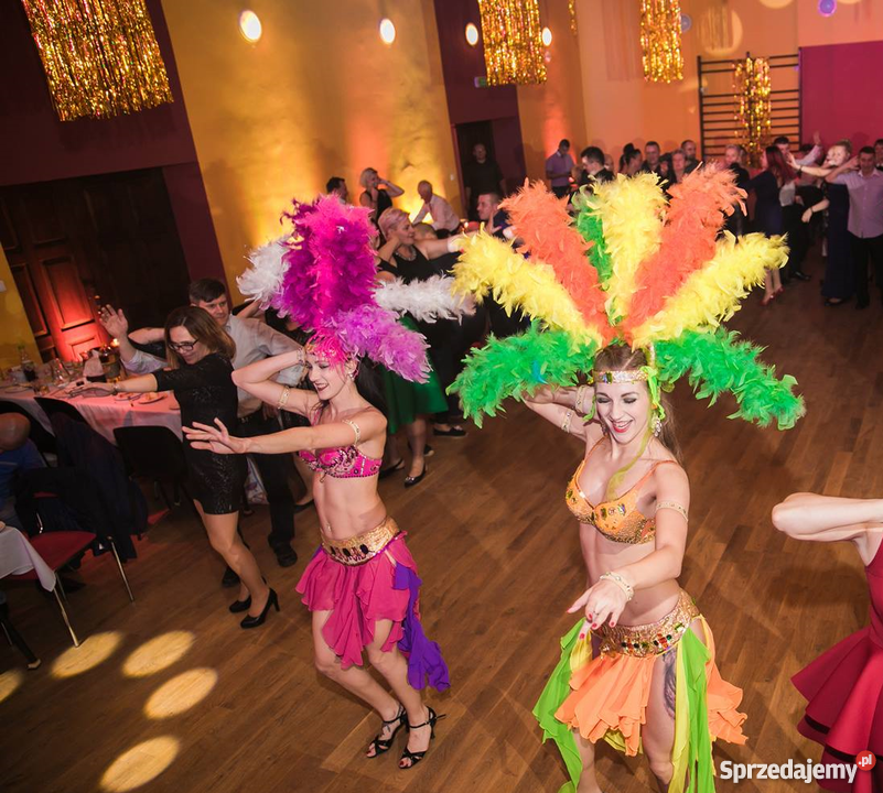 KARNAWAŁ Pokaz taneczny SAMBA brazylijska show Muzycy i artyści