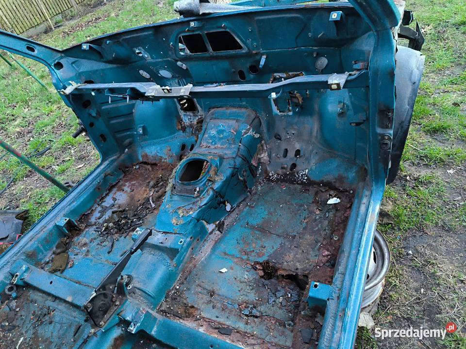 Polonez Truck ściana grodziowa słupek coupe osobowe Stalowa Wola