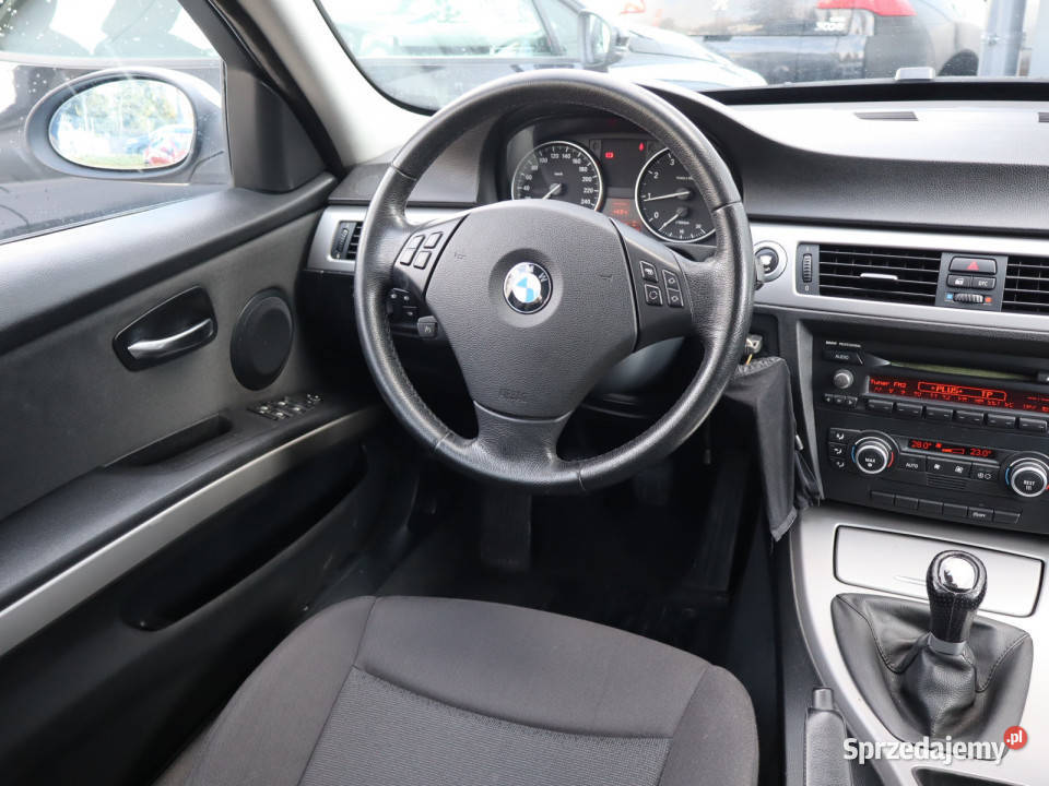 BMW 3 320 i ASR (kontrola trakcji) śląskie