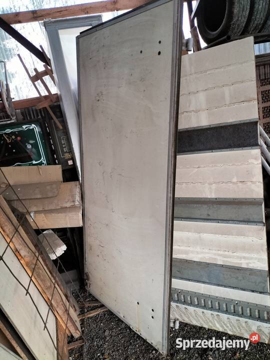 Iveco drzwi do kontenera konteneru 2 Karoseria podkarpackie Nisko sprzedam