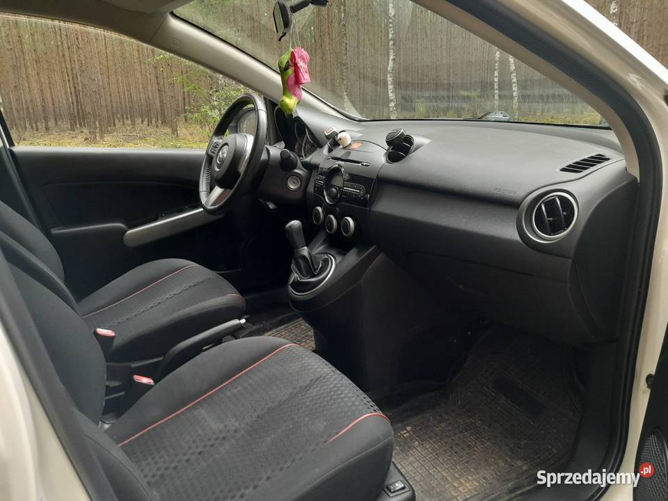 Mazda 2 13 benzyna 75 2012r Klima 5drzwi podgrzewane fotele Wronki sprzedam