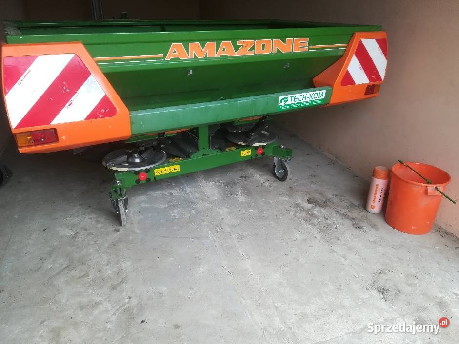Rozsiewacz Amazone M1001 2014 Piotrków Trybunalski sprzedam