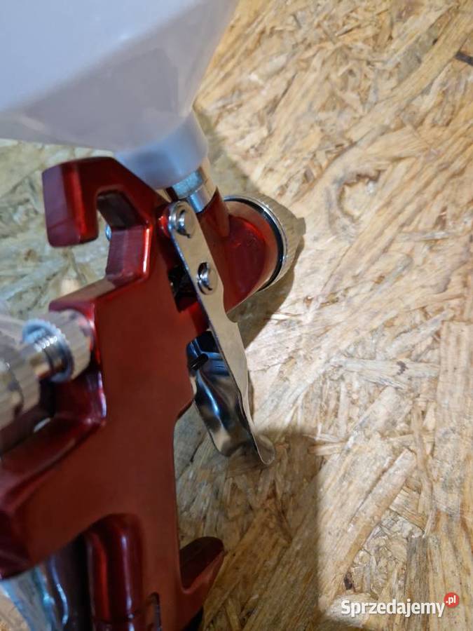 PISTOLET LAKIERNICZY DO MALOWANIA DYSZA 17mm Głogowa