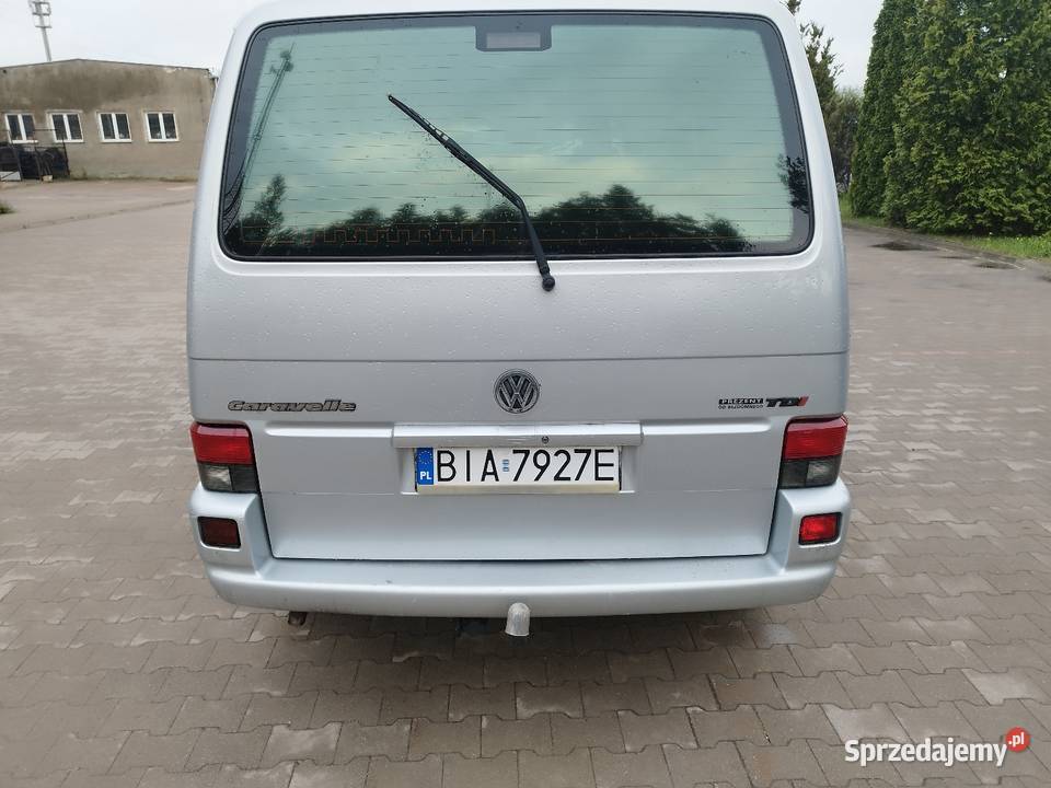 Volkswagen caravele 25 151 8 osob diesel Białystok