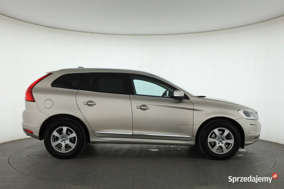 Volvo XC60 D4 wielofunkcyjna kierownica Volvo Piaseczno