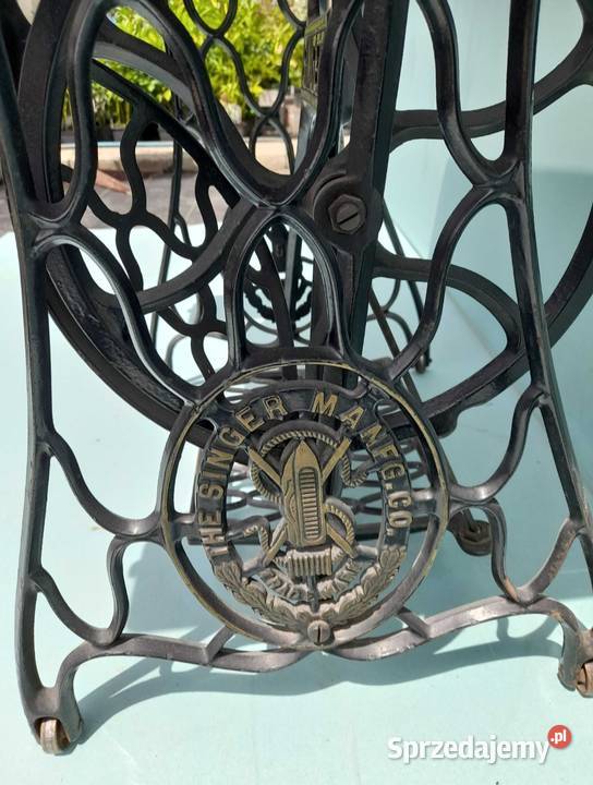 Stolik pod maszynę do szycia SINGER sprzedam