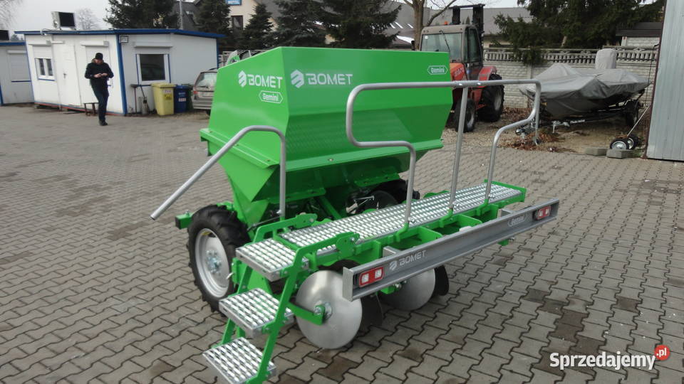 Sadzarka do ziemniaków Bomet 2 rzędy rozstaw 675 Kozenin