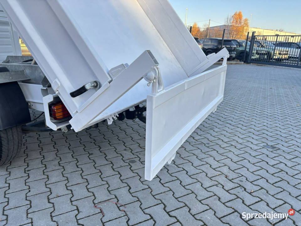 Opel Movano Wywrotka 22CDTI 140 M6 2023 r hak manualna sprzedam