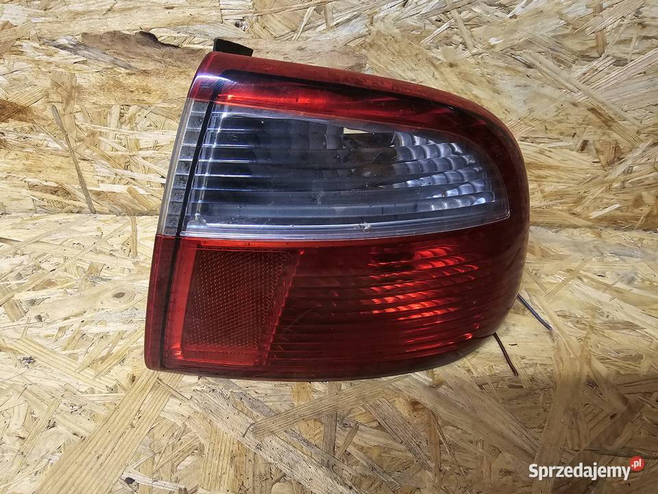 Lampa prawa tył toledo 2 Krosno Odrzańskie
