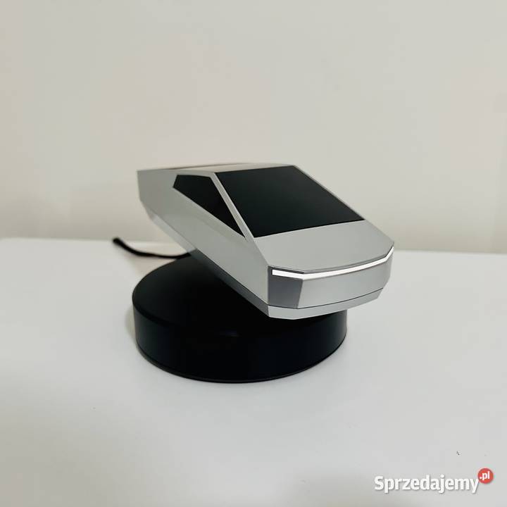 Oryginalny Lewitujący model Cybertruck Tesla z Łódź