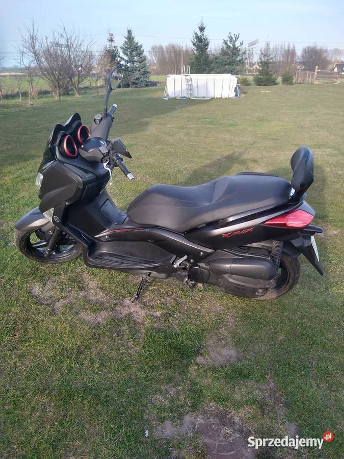 YAMAHA X MAX 125