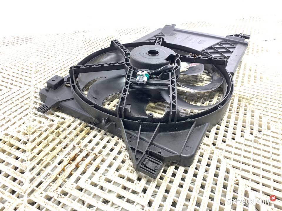 WENTYLATOR CHŁODNICY FORD FOCUS II 16 109 0412