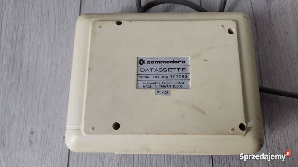 Magnetofon Commodore 64 oryginał kolekcjonerski Swarzędz