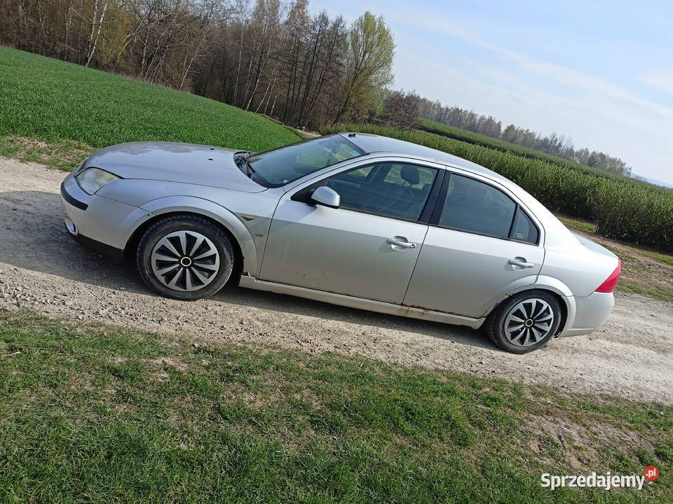 Ford Mondeo 25v6 sedan ghia lubelskie Trzydnik Duży