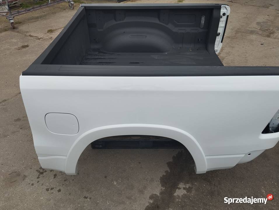 POKRYWA PAKI PAKA SKRZYNI DODGE RAM 1500 TWARDA Pozostałe Mojusz