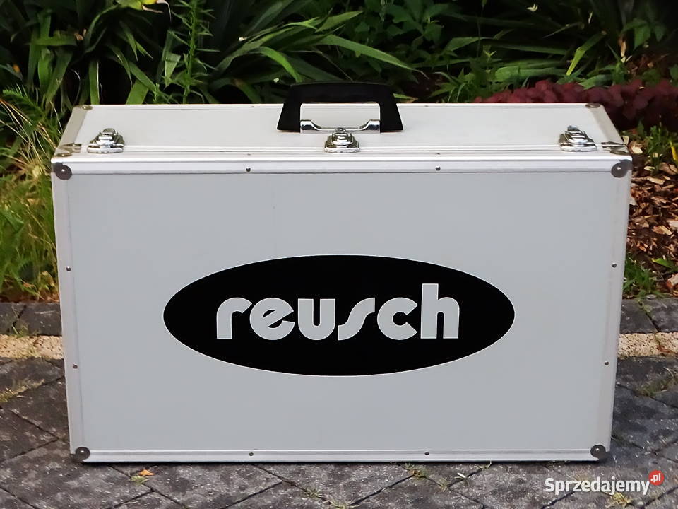 Walizka aluminiowa zamykana na kluczyk Torby i walizki