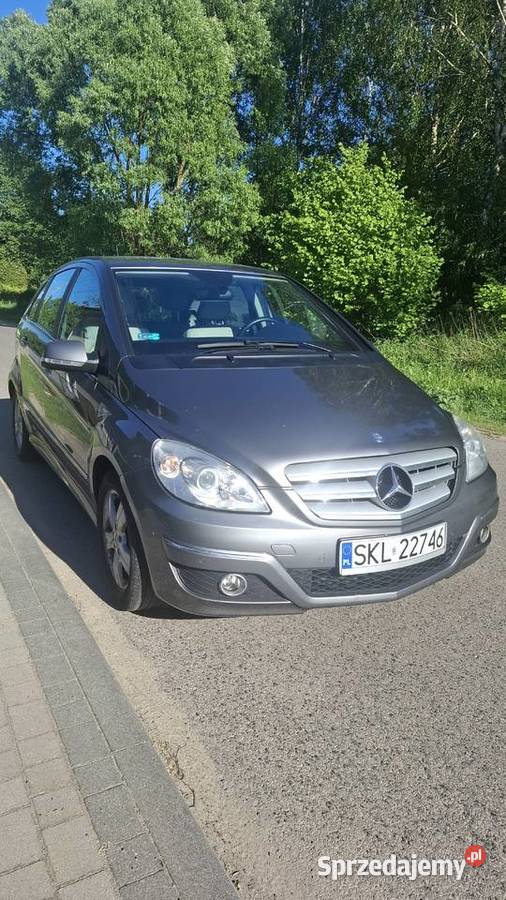 Super stan Właściciel 8 lat Mały przebieg Kłobuck