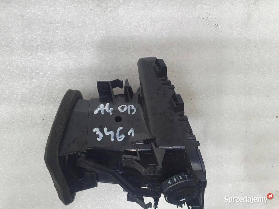 KRATKA NAWIEWU AUDI A4 B8 8T2820902F osobowe Kratki nawiewu sprzedam