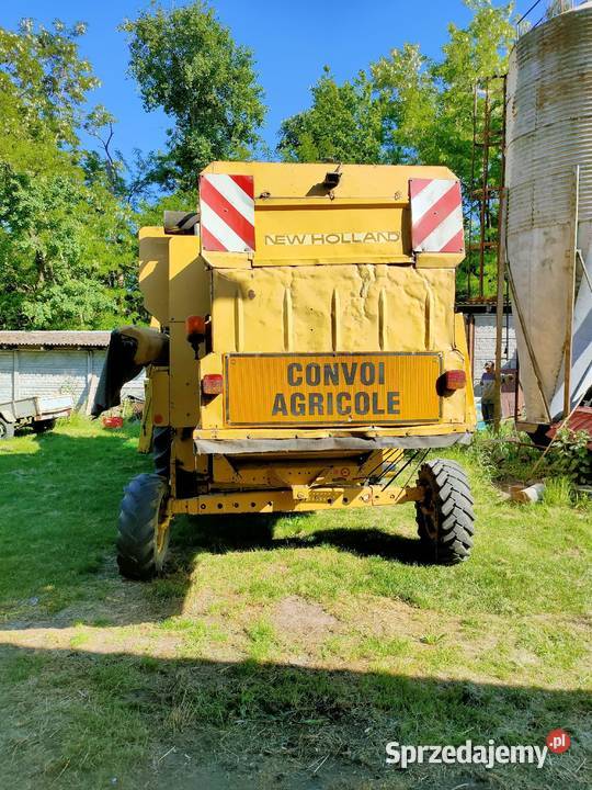 Kombajn zbożowy Holland TX32 Wola Mąkolska
