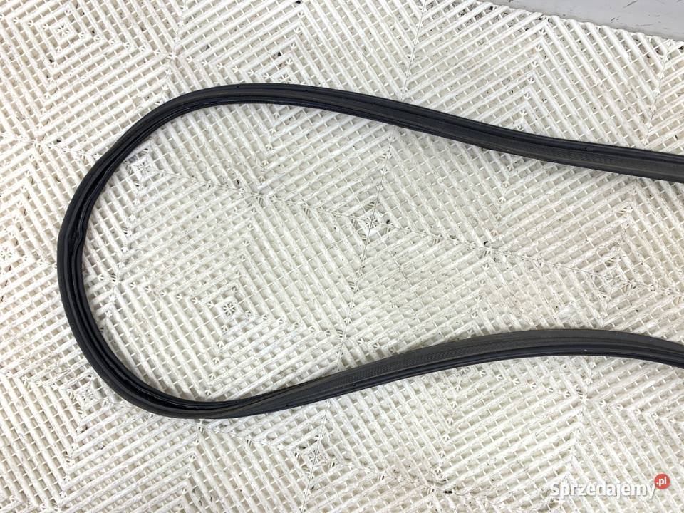 USZCZELKA KLAPY BAGAŻNIKA TOYOTA RAV 4 IV SUV Uszczelki