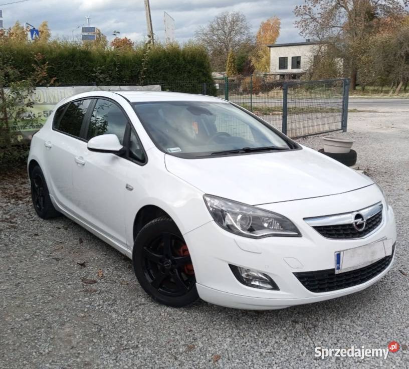 Opel astra j Hrubieszów